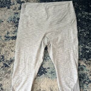 Lululemon Wunder Under Grey High Rise Crop Scallop Size 14 Leggings
